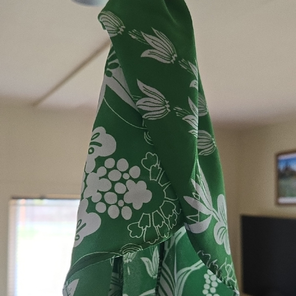 Premise Green and White Floral Top - Picture 3 of 5